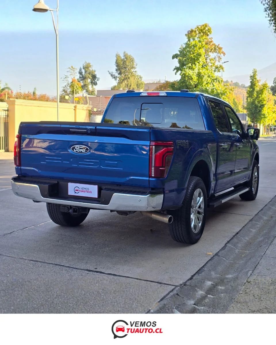 2025 Ford F-150 Lariat - Miniatura 3