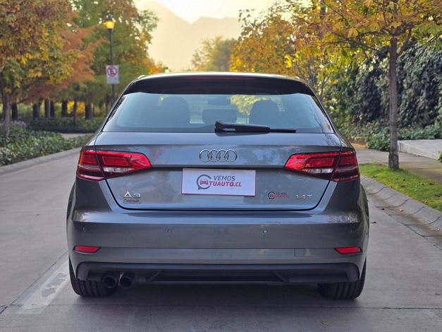 2018 Audi A3 Sport - Miniatura 7