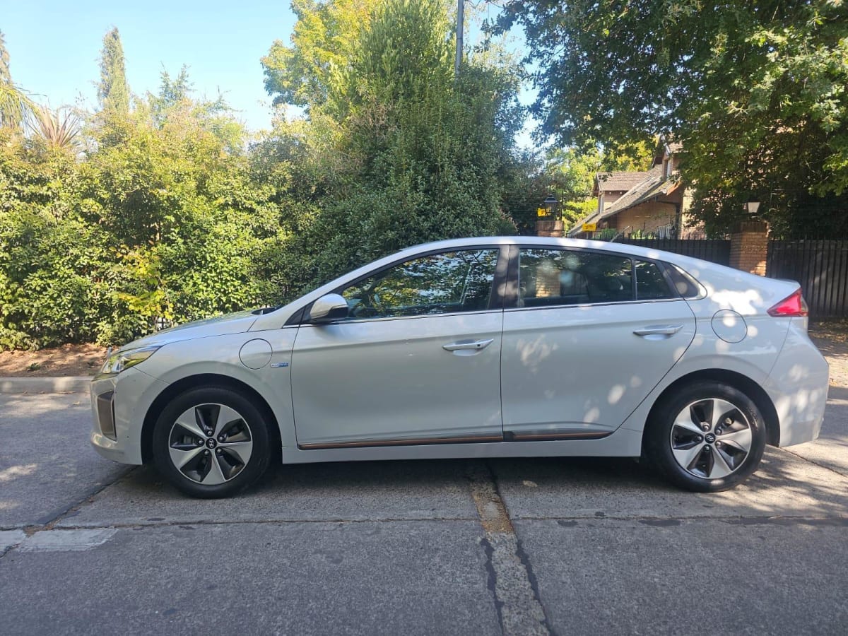 2020 Hyundai Ioniq Ev - Miniatura 3