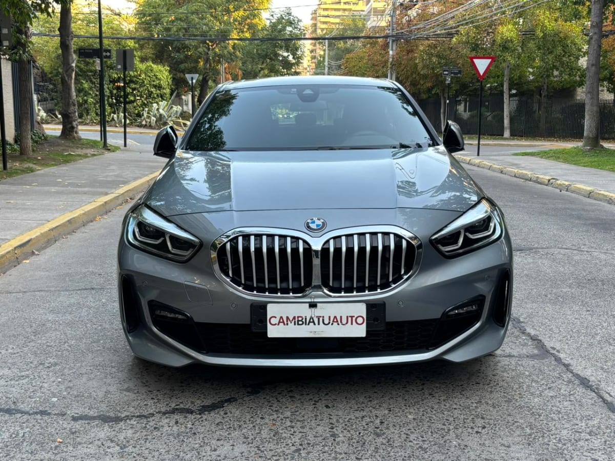 2024 BMW 118i - Miniatura 2