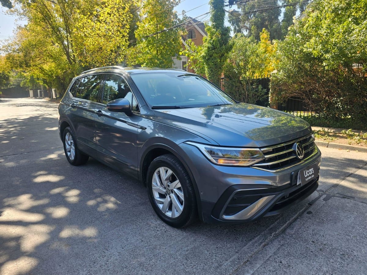 2025 Volkswagen Tiguan Comfortline - Miniatura 2