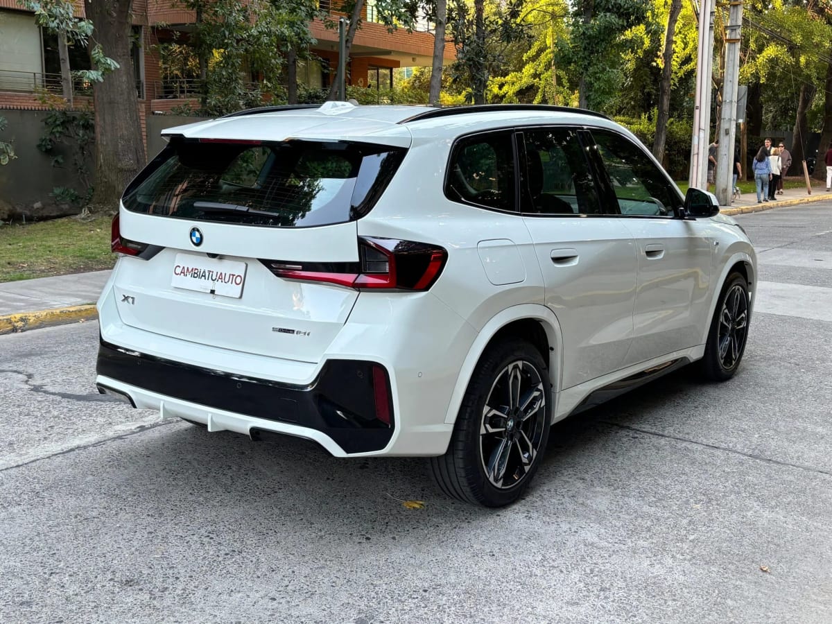 2024 BMW X1 Sdrive18i - Miniatura 5