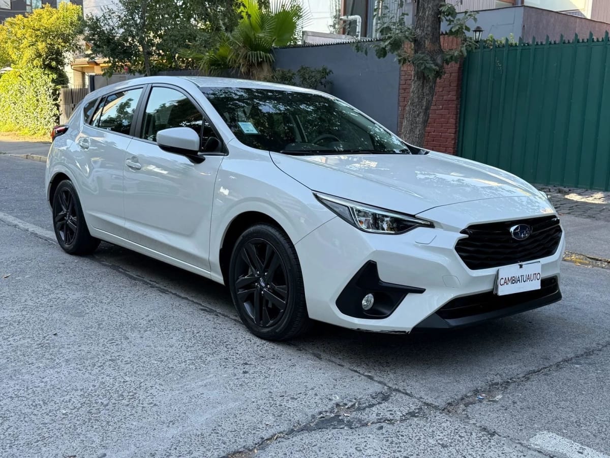 2025 Subaru Impreza 2.0i - Miniatura 2