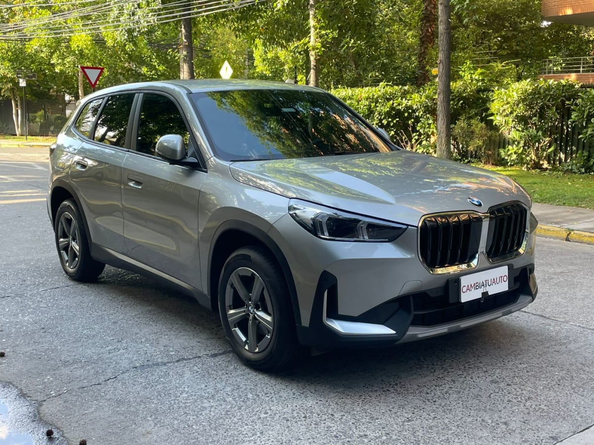 2026 BMW X1 Sdrive18i - Miniatura 3