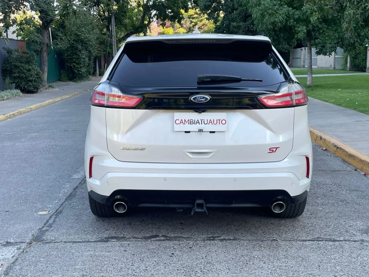 2020 Ford Edge St - Miniatura 4