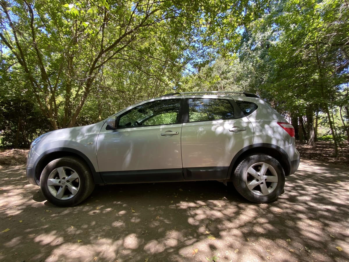 2015 Nissan Qashqai - Miniatura 2