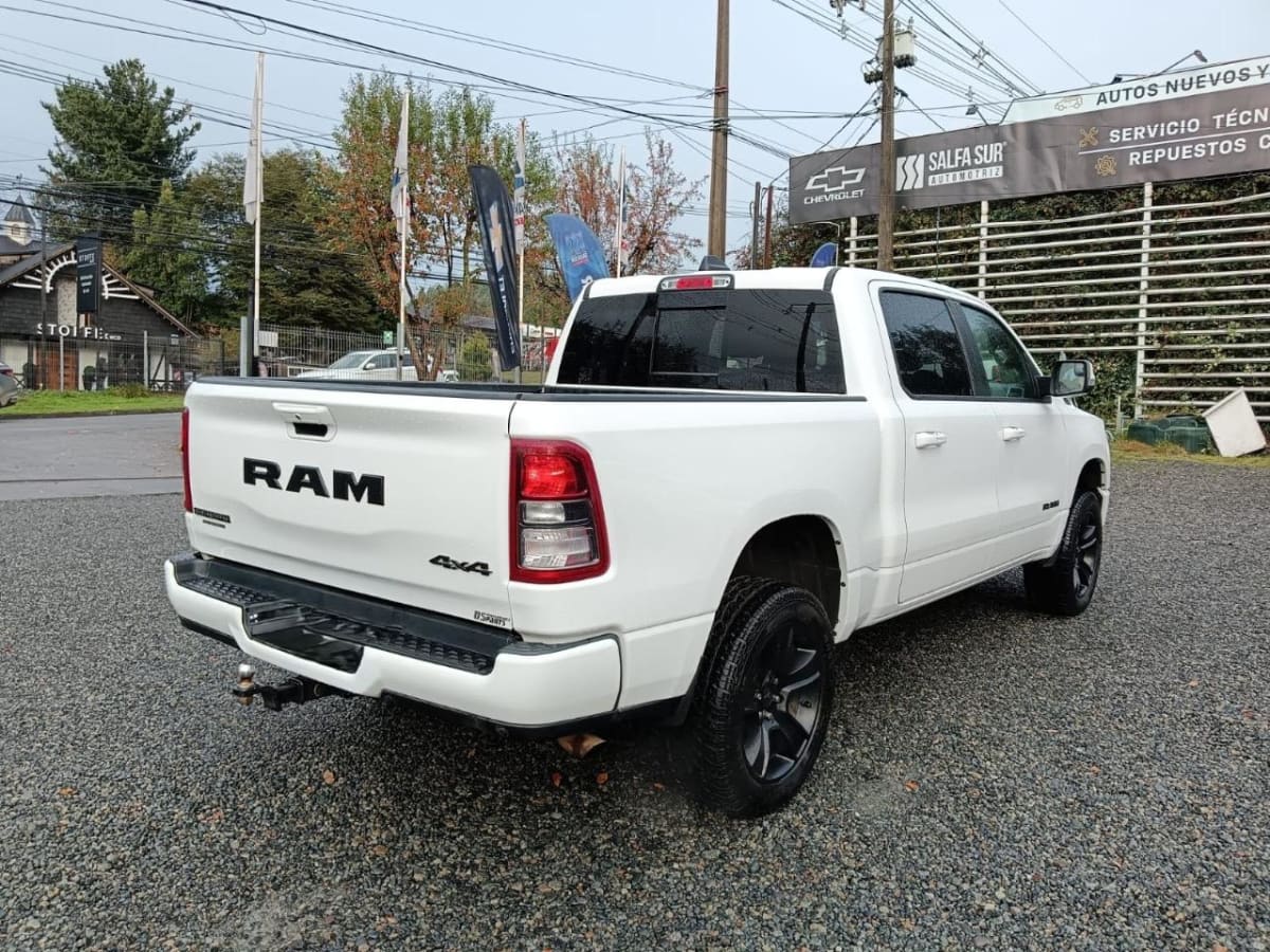 2021 RAM 1500 Bighorn - Miniatura 5