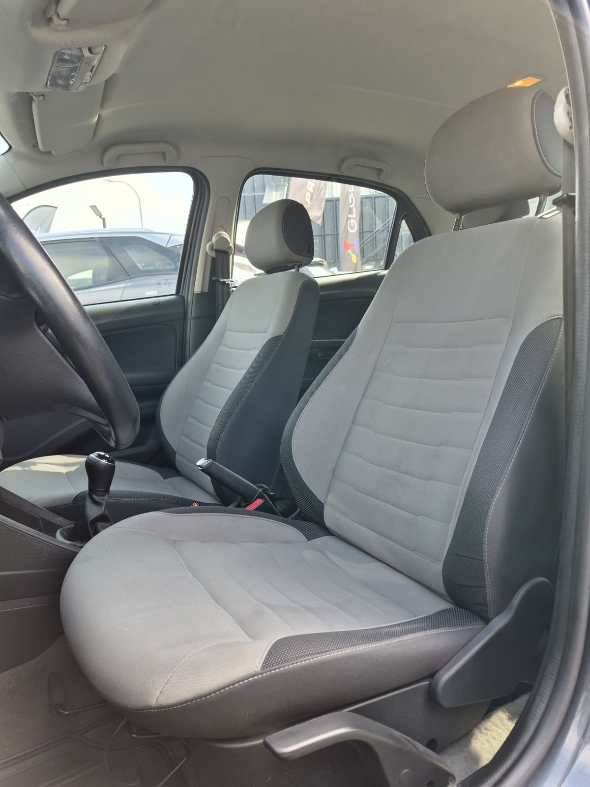2022 Volkswagen GOL 1.6 - Miniatura 10