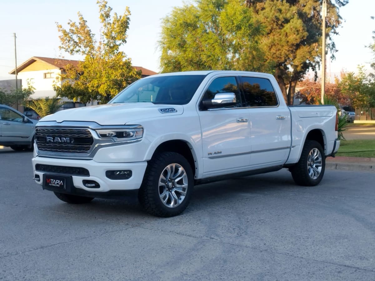 2023 Ram Ram 1500 Limited Crew Cab 4WD LIMITED Blanco - Miniatura 3