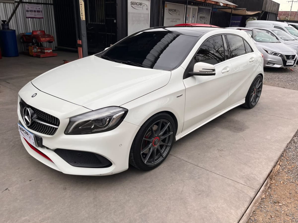 2017 MERCEDES BENZ A250 HB Blanco - Imagen 1