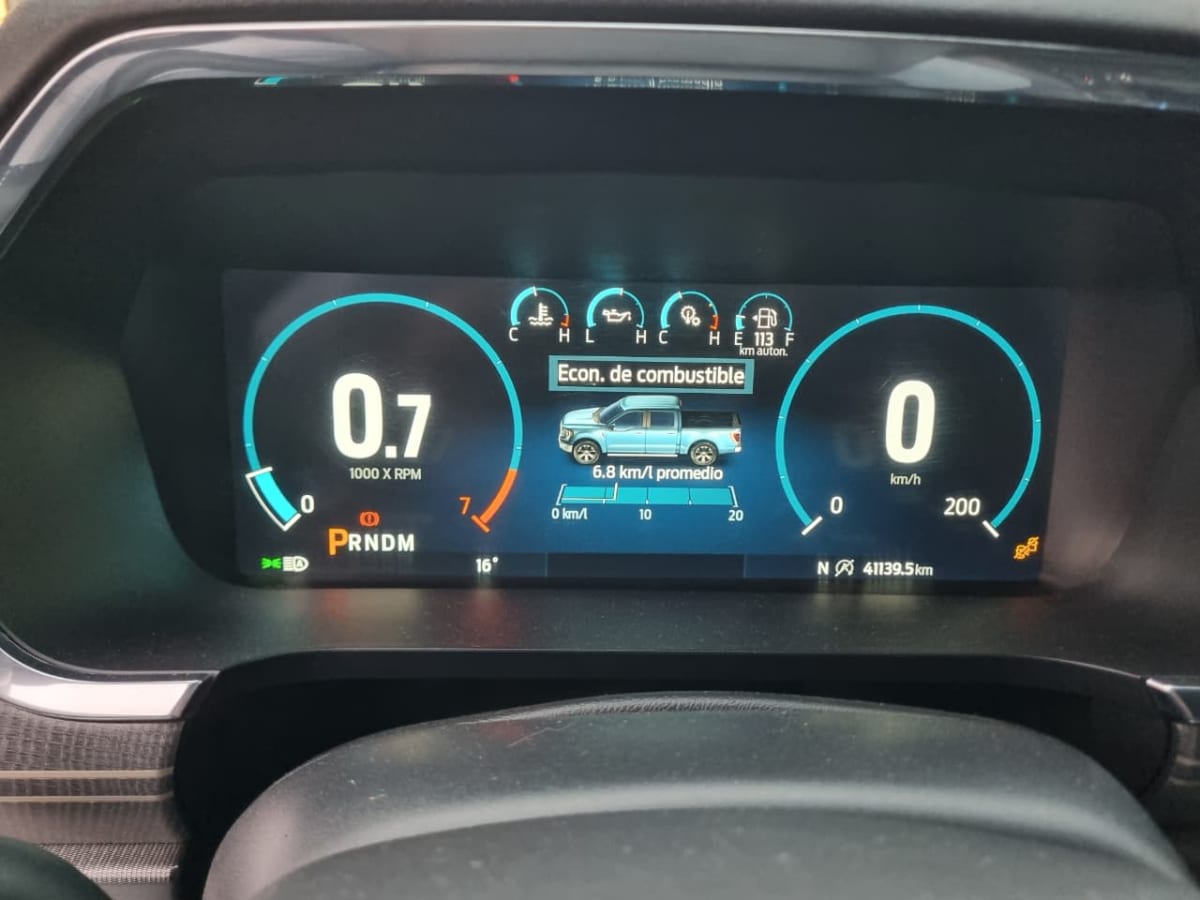 2022 Ford F150 PLATINUM Gris - Miniatura 4