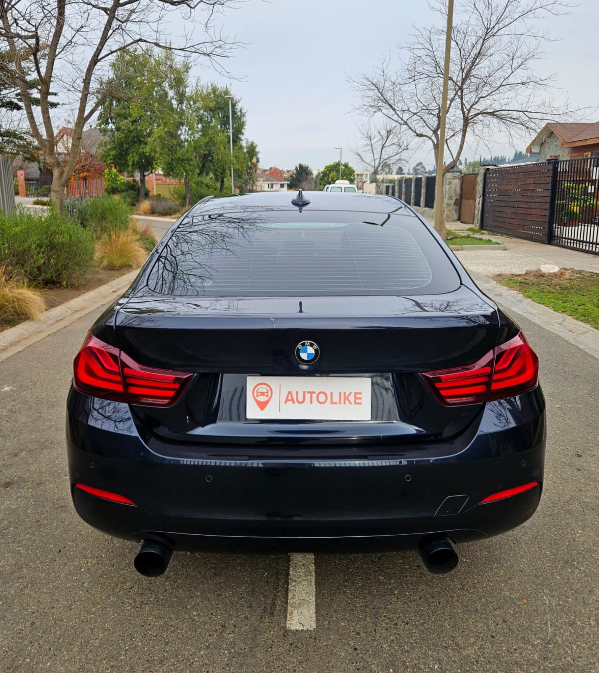 2021 BMW 418I Gran Azul - Miniatura 6