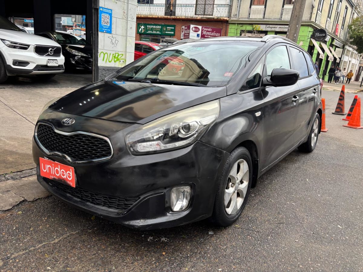 2016 Kia CARENS EX 3 C/ASI Negro - Miniatura 3