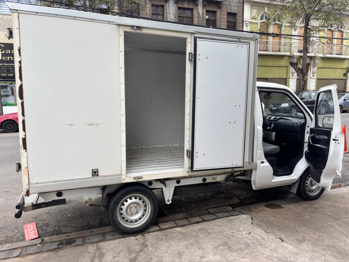 2024 DFSK CARGO BOX BLANCO - Miniatura 10