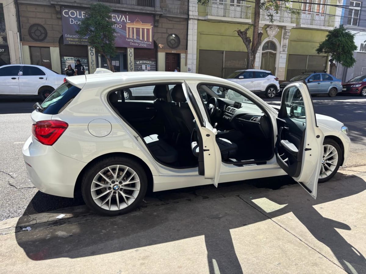 2017 BMW 118-I LCI AUT Blanco - Miniatura 9