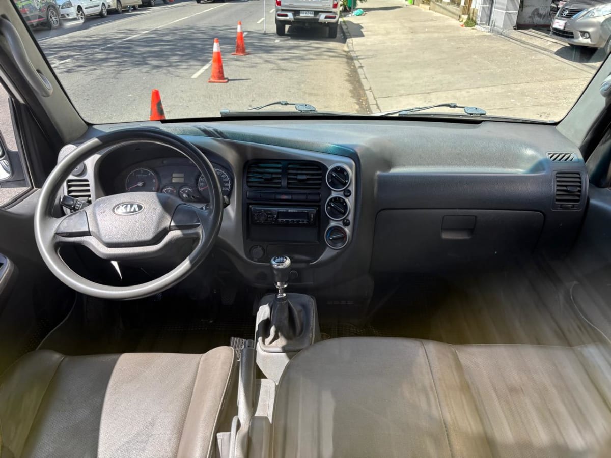 2016 Kia FRONTIER Blanco - Miniatura 8