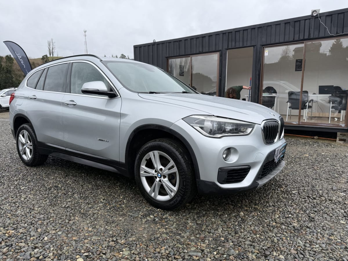 2017 BMW X1 Diesel - Miniatura 4