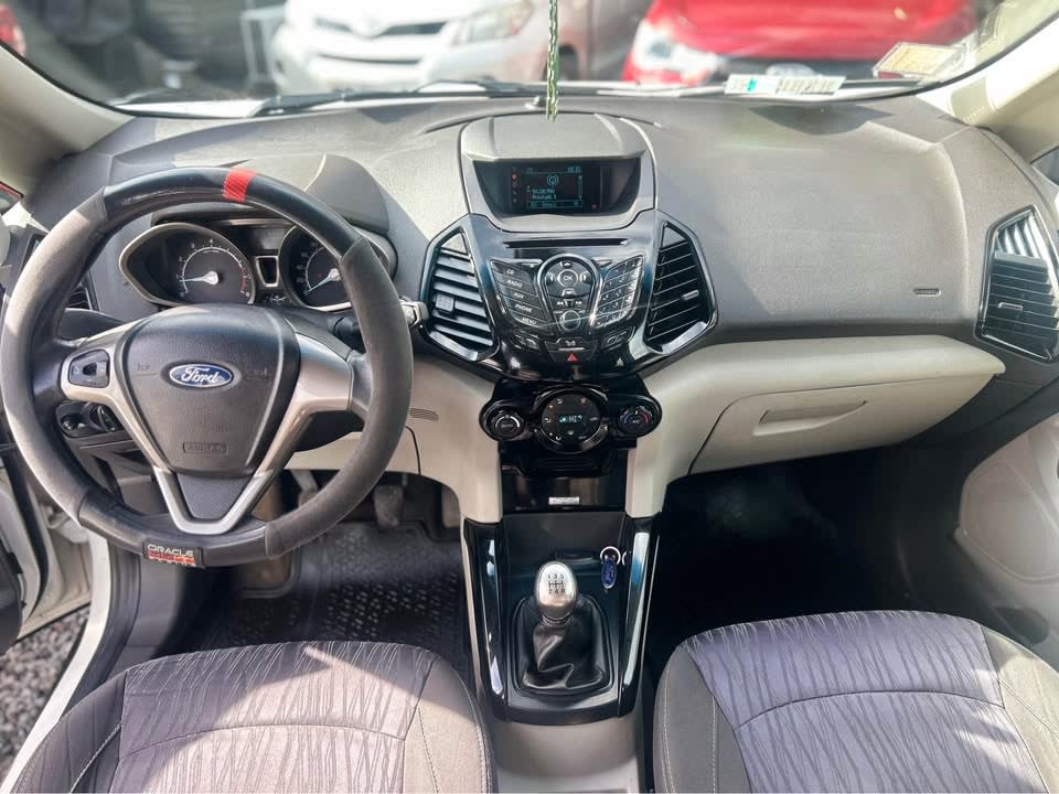 2017 Ford Ecosport Blanco - Miniatura 3