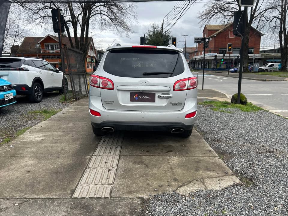 2010 Hyundai Santa Fe FL Gris - Miniatura 7