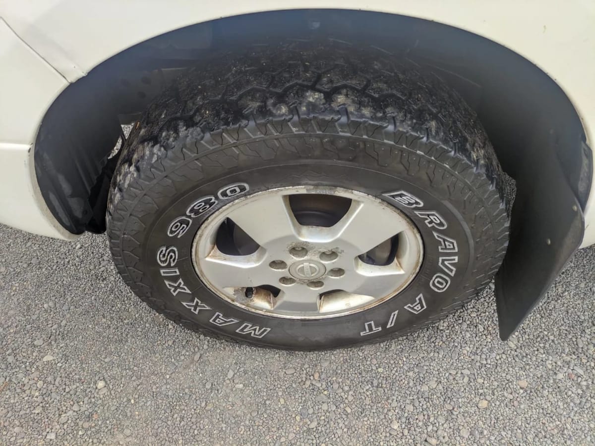 2012 Nissan Navara 2.5 Blanco - Miniatura 8