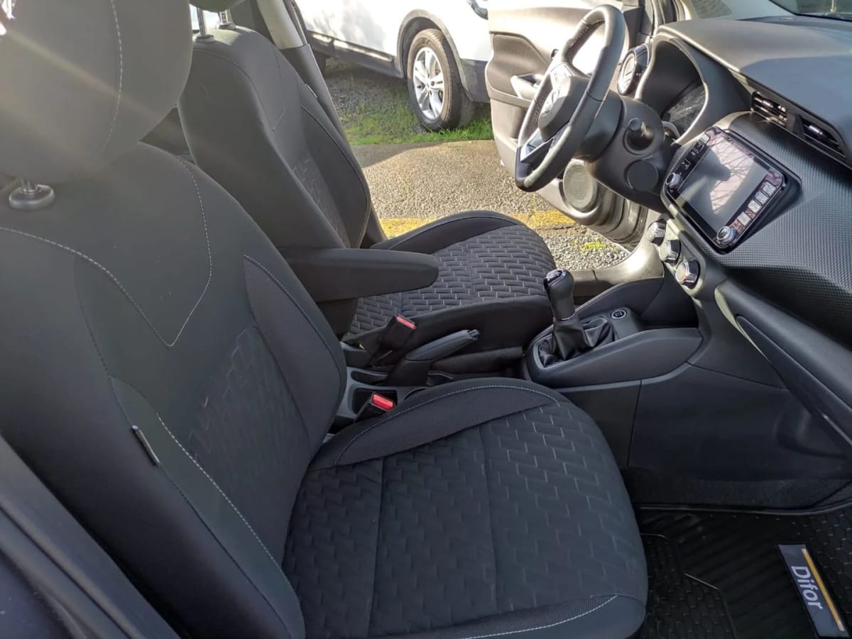 2024 Nissan Kicks 1.6 - Miniatura 10