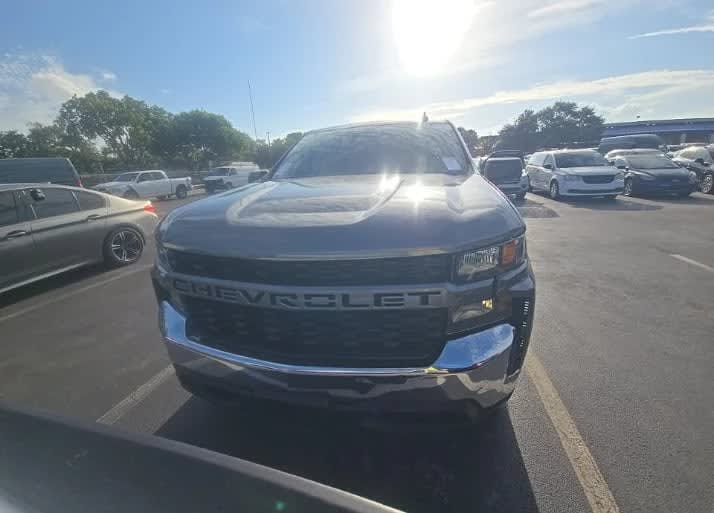 2021 Chevrolet Silverado 1500 Custom Gris - Miniatura 3