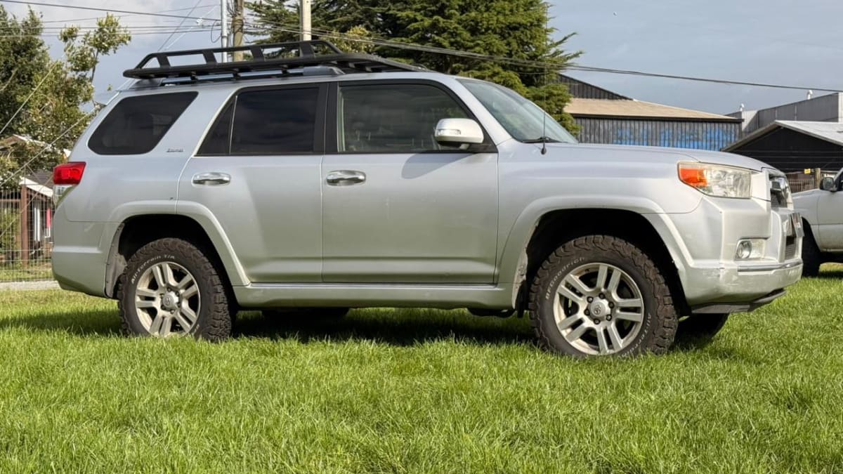 2014 Toyota 4Runner Limited Plata - Miniatura 6
