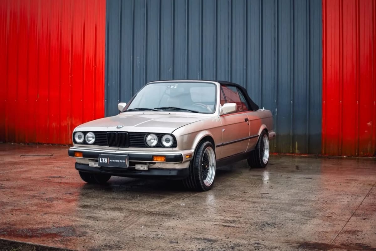 1988 BMW E30 325i - Miniatura 2