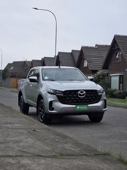 2026 Mazda BT-50 RS Plata - Miniatura 8