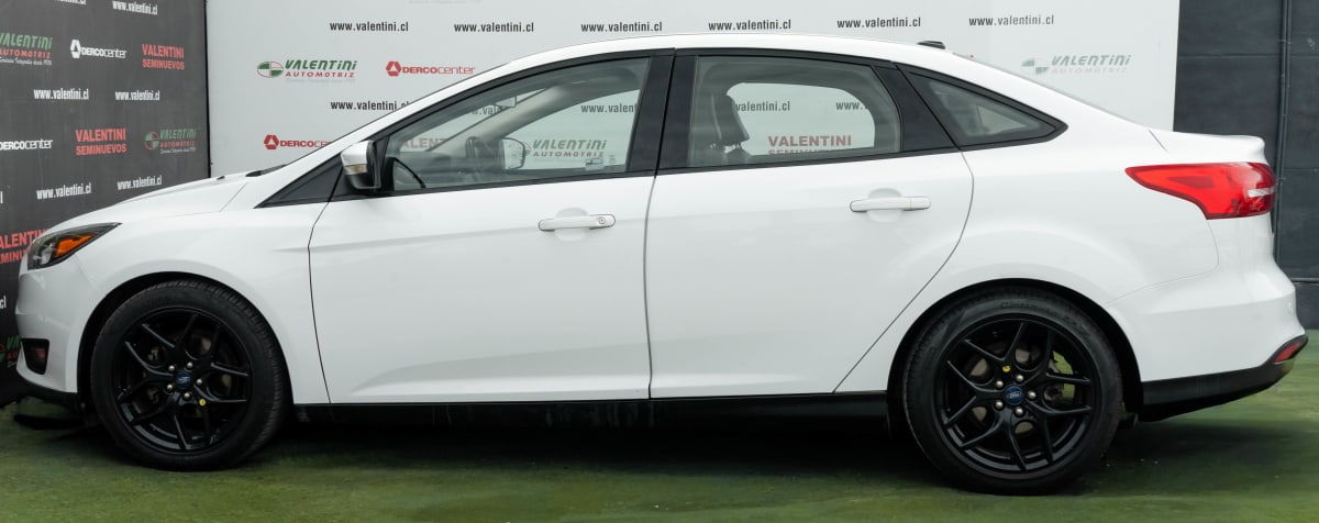 2017 Ford Focus 2.0 - Miniatura 7