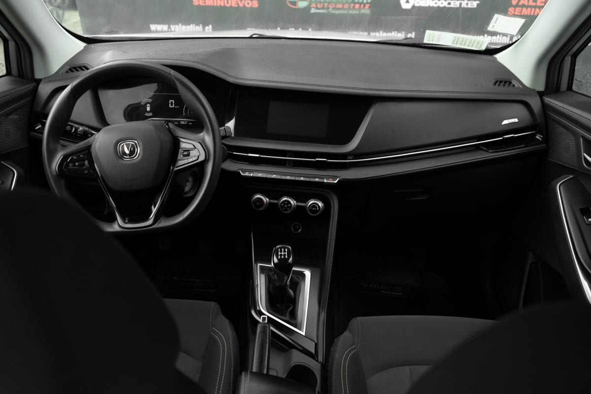 2026 Changan Cs15 HB - Miniatura 8