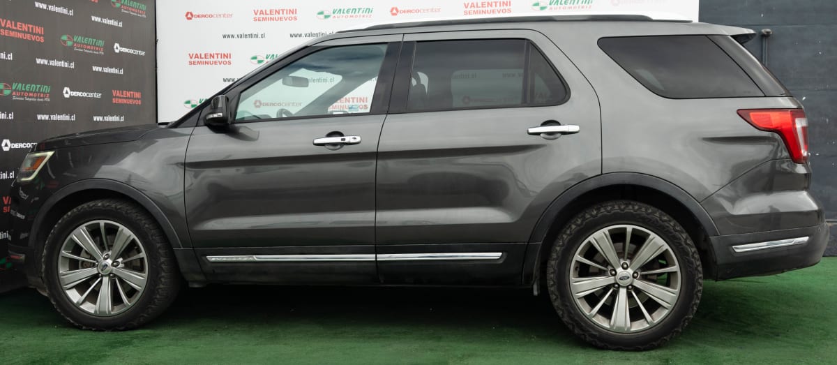 2026 Ford Explorer LTD - Miniatura 7