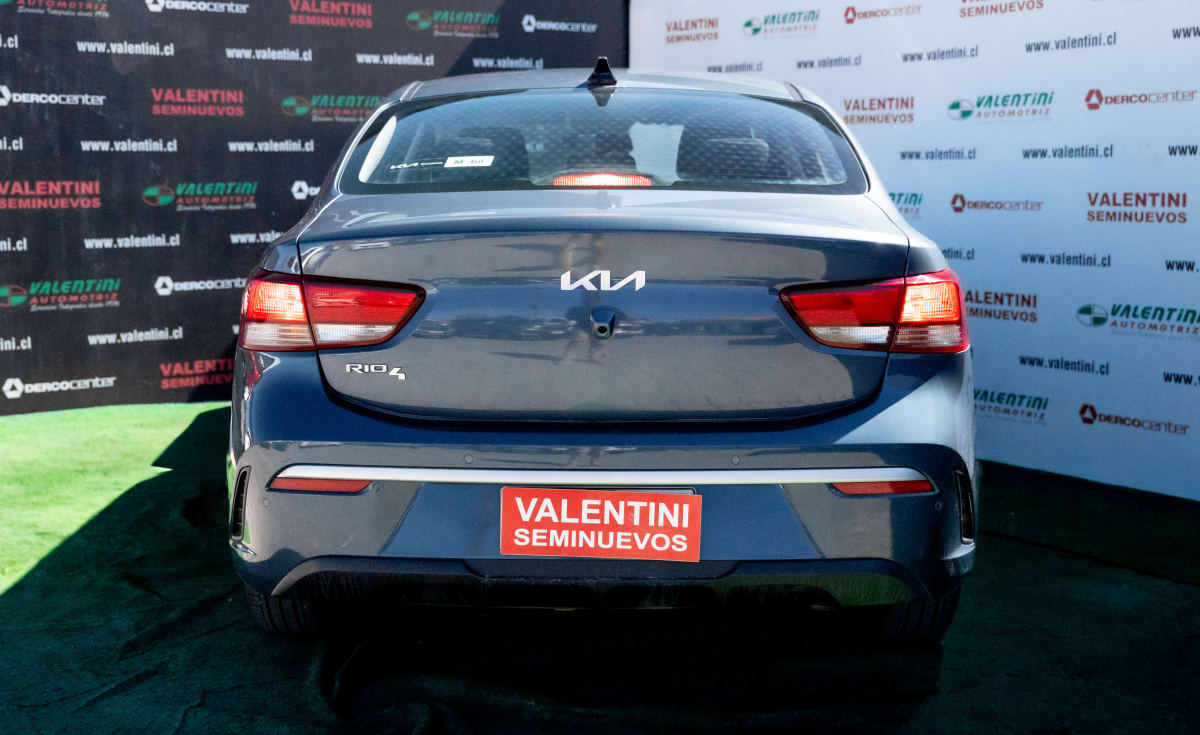 2022 Kia RIO 4 - Miniatura 5