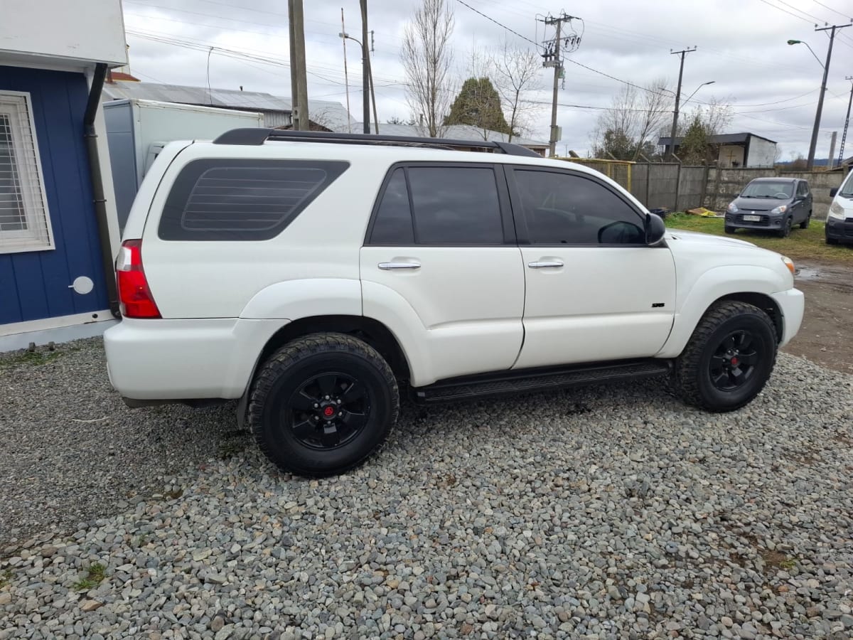 2010 Toyota 4 RUNNER SR5 Blanco - Miniatura 9