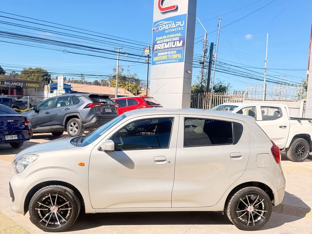 2024 SUZUKI Celerio 1.0 Plata - Miniatura 3