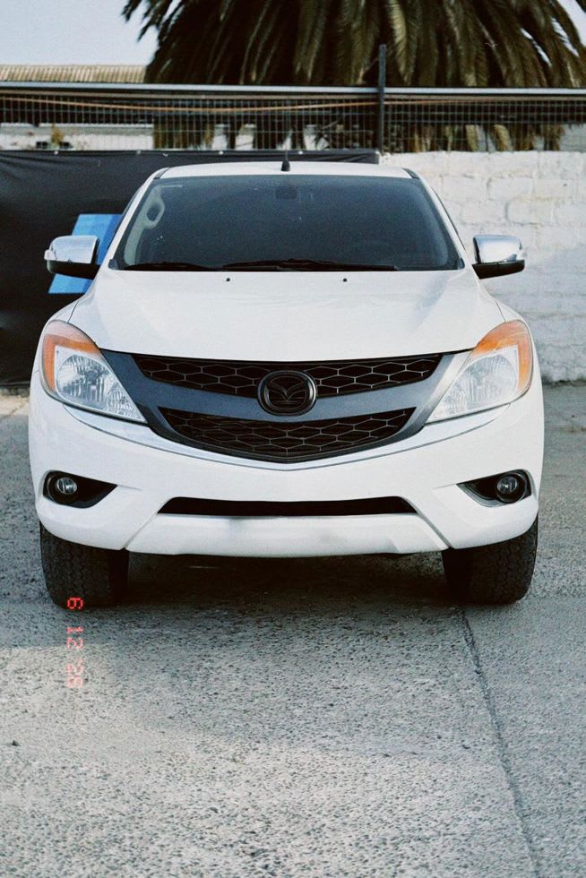 2015 Mazda BT 50 Diesel Blanco - Imagen 1
