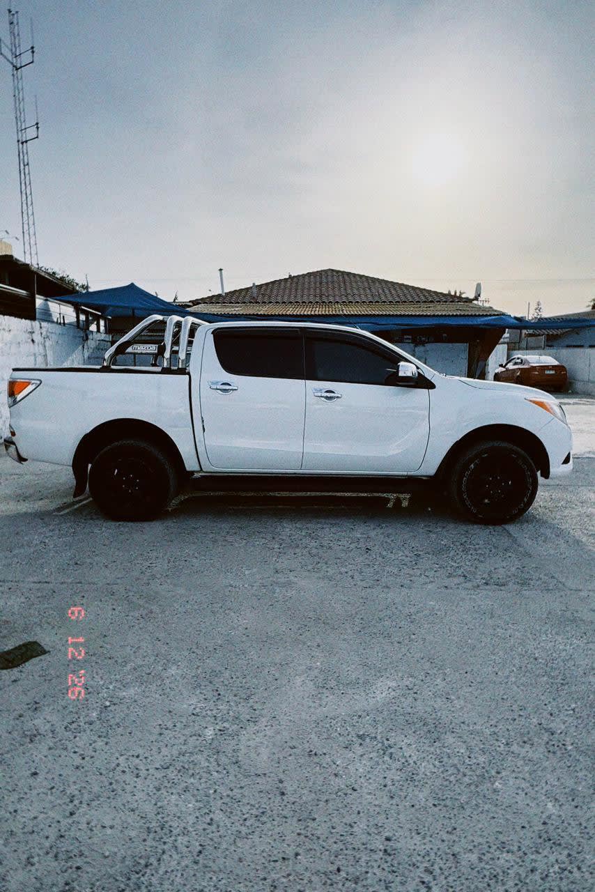 2015 Mazda BT 50 Diesel Blanco - Miniatura 10