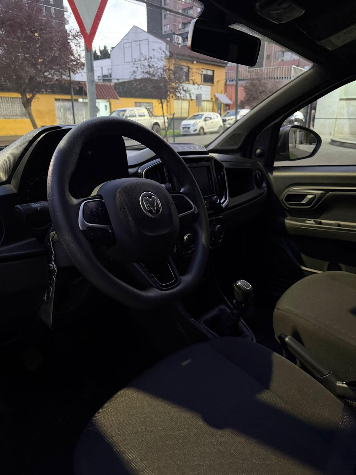 2025 Ram 700 SLT Blanco - Miniatura 10