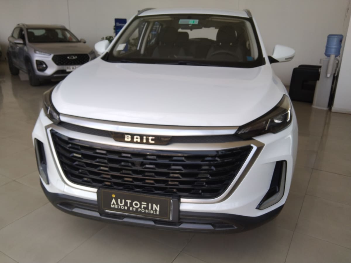 2022 BAIC X35 1.5 Blanco - Miniatura 2