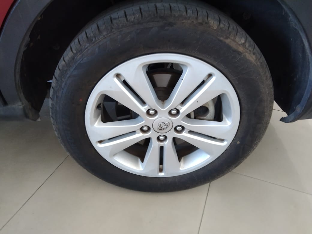 2018 Changan CX70 1.5 Rojo - Miniatura 7
