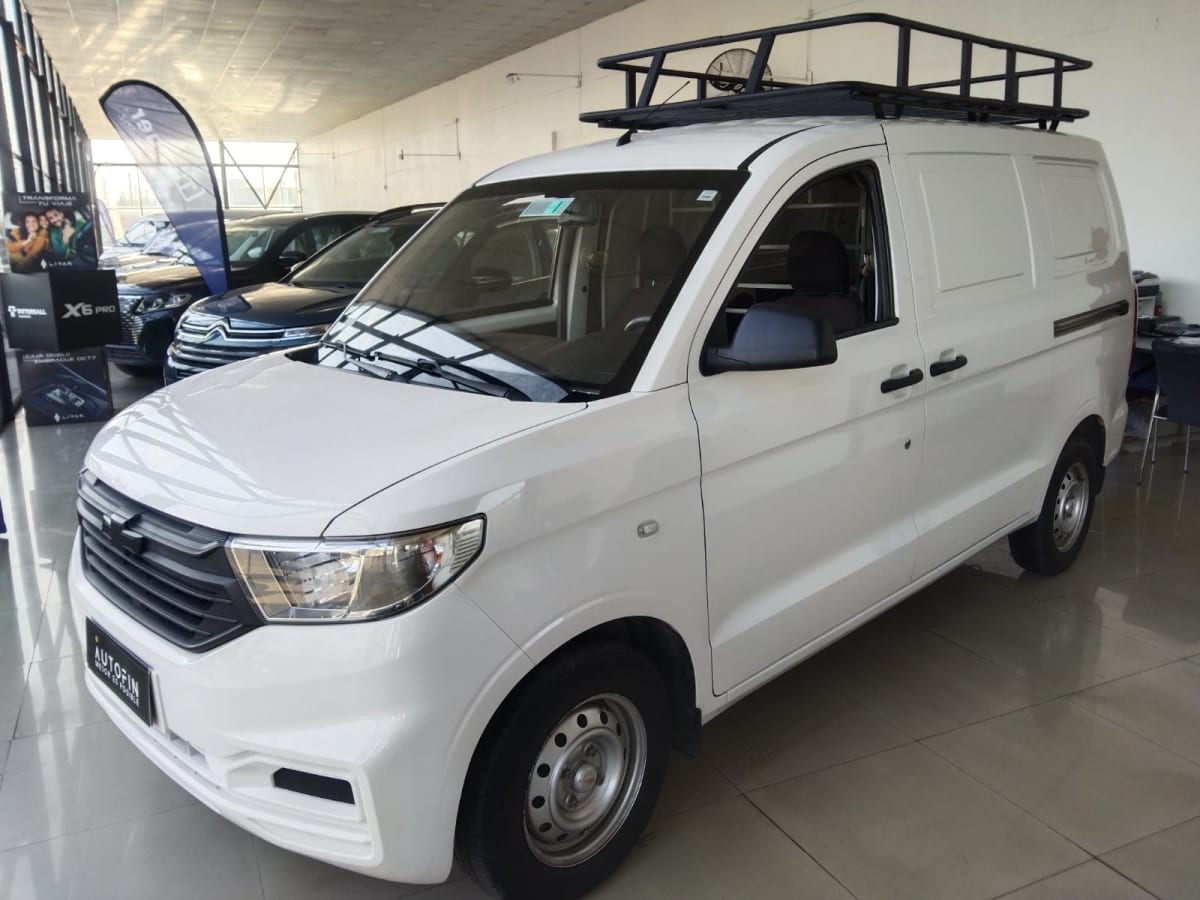 2023 Chevrolet N400 MAX Blanco - Imagen 1