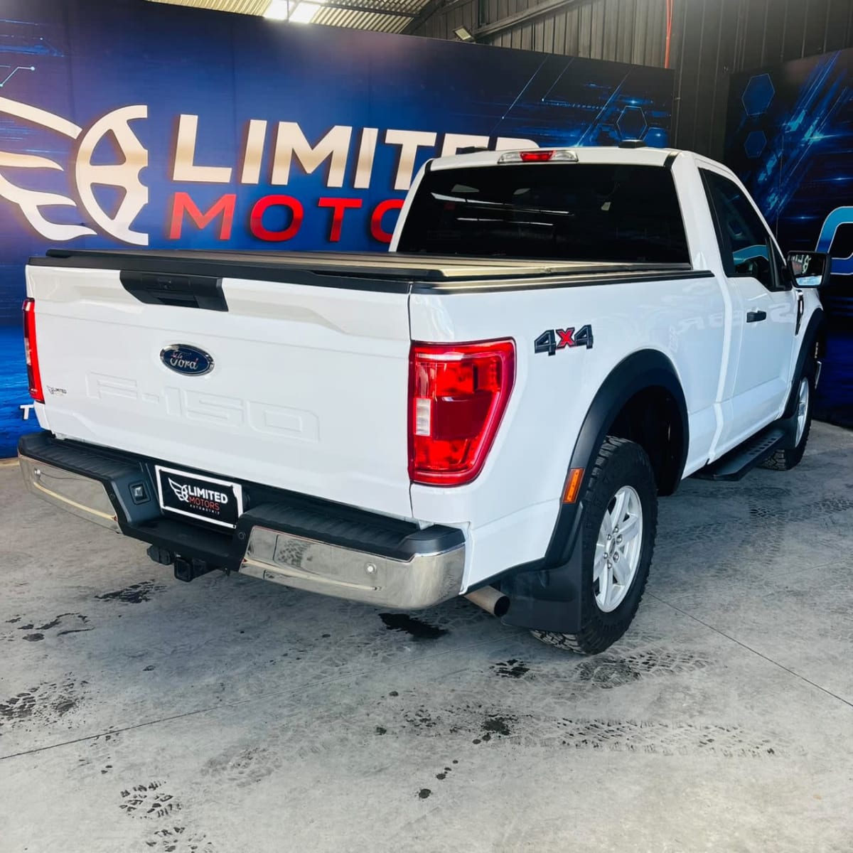 2024 Ford F150 XLT RC 4X4 3.3 AT XLT - Miniatura 8