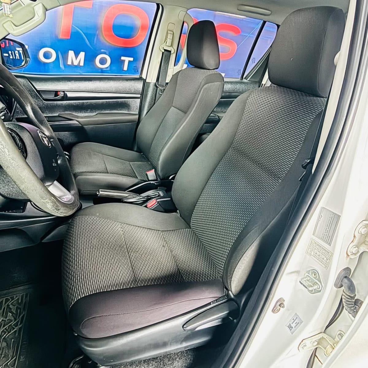 2021 Toyota HILUX DCAB 4X4 4P 2.4 DCAB - Miniatura 10