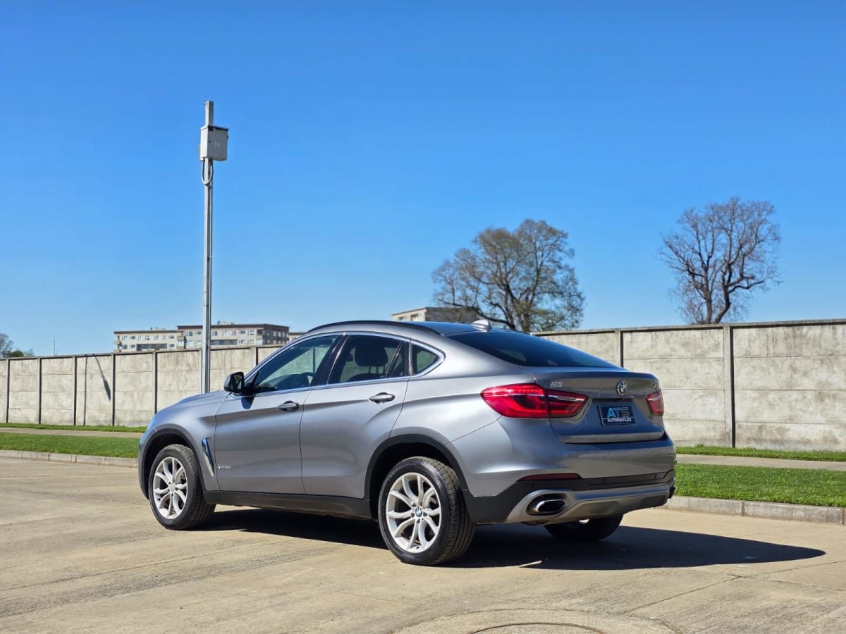 2018 BMW X6 X-DRIVE X-DRIVE Gris Metalico - Miniatura 4