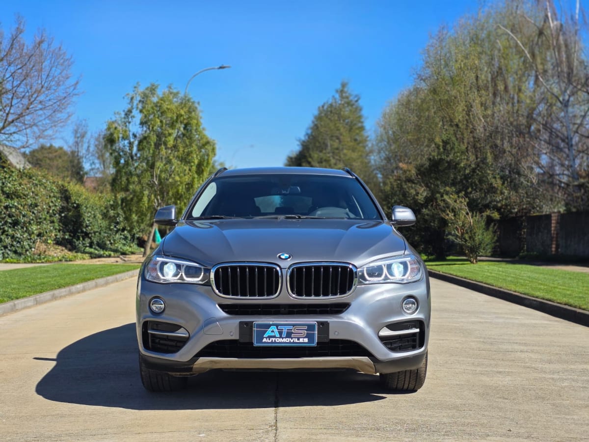 2018 BMW X6 X-DRIVE X-DRIVE Gris Metalico - Miniatura 6