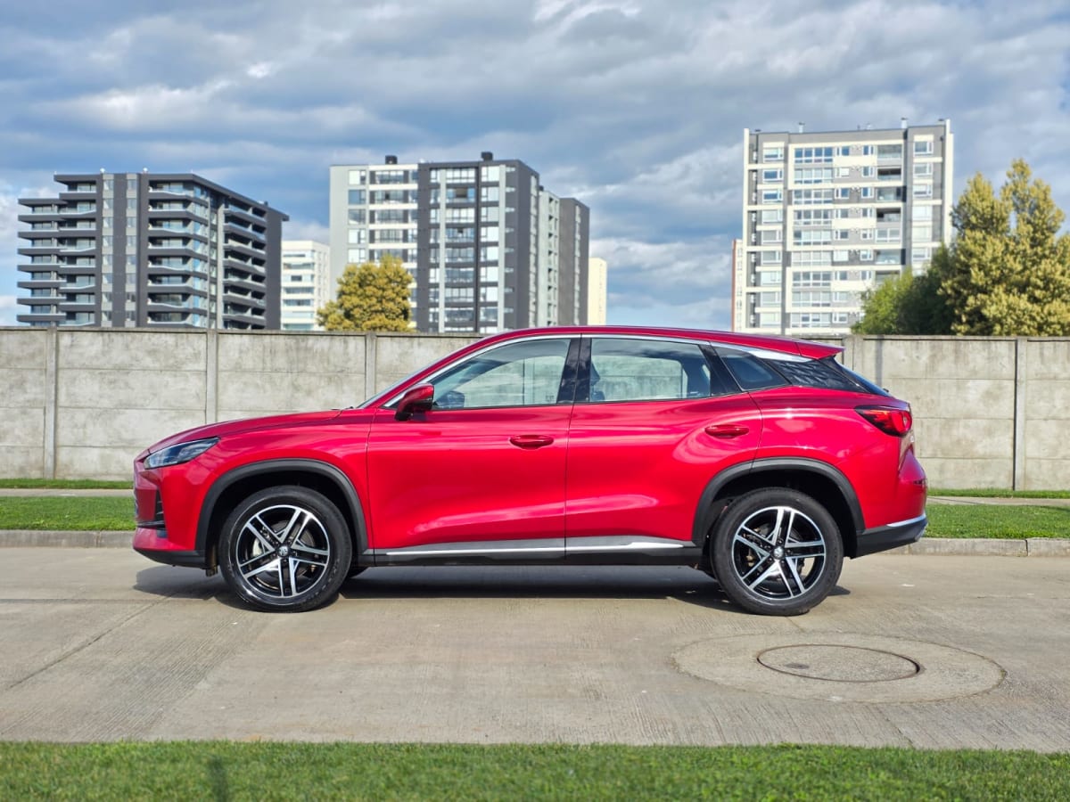 2025 MG ONE COM CVT COM Rojo - Miniatura 3