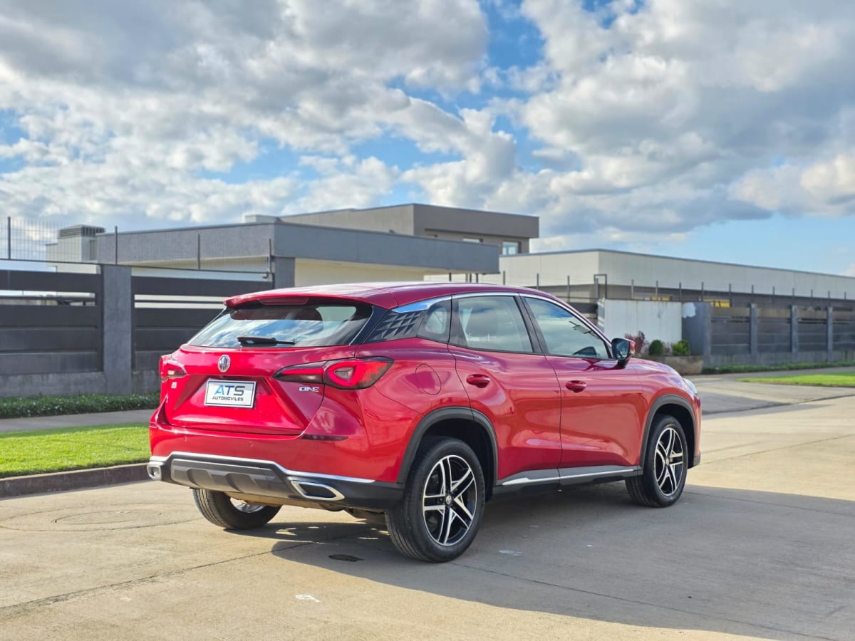 2025 MG ONE COM CVT COM Rojo - Miniatura 4