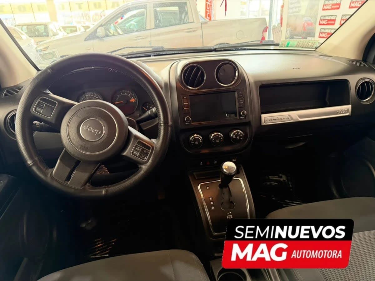 2016 Jeep Compass SPORT - Miniatura 8