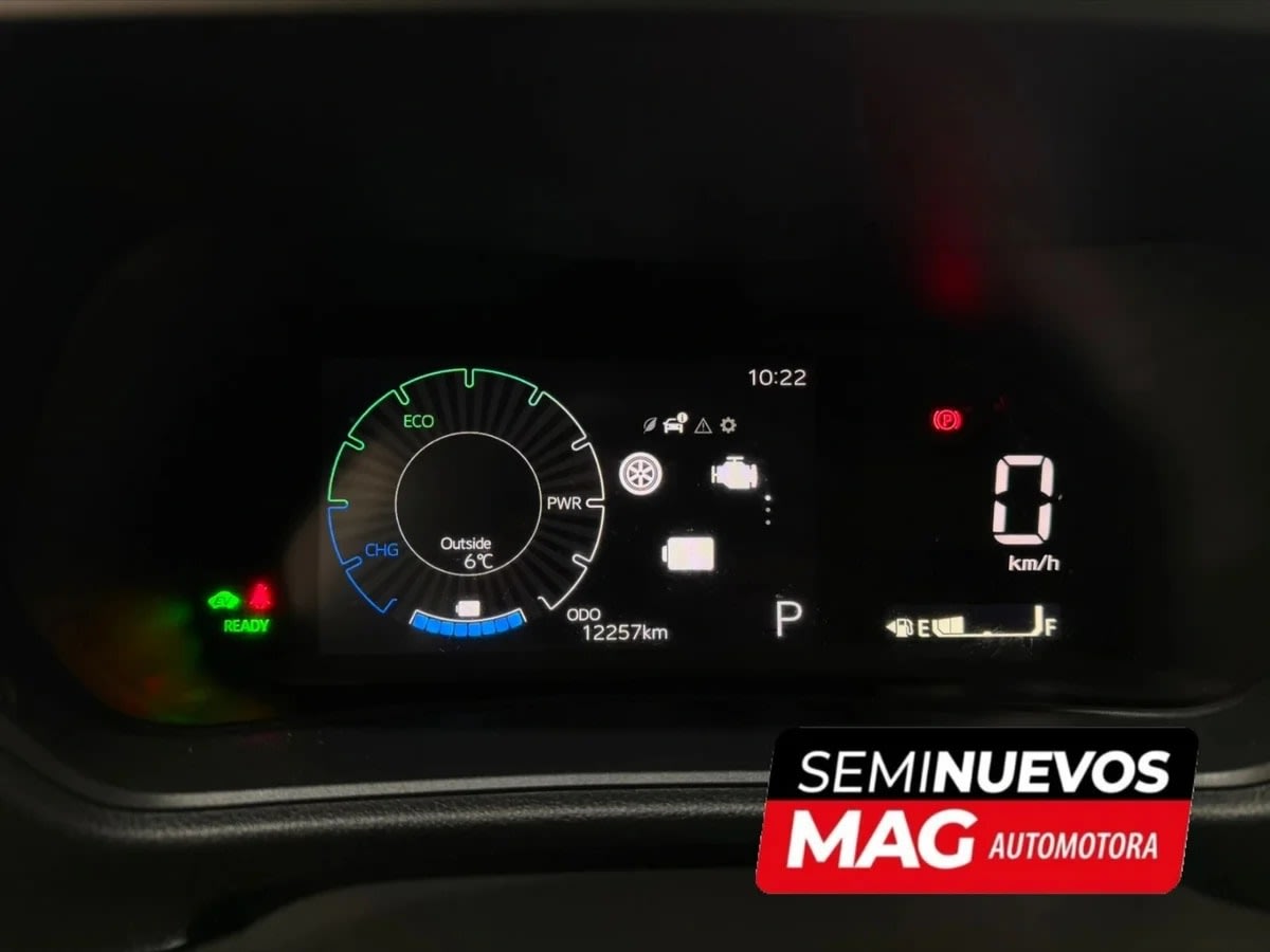 2025 Toyota Yaris 1.5 - Miniatura 10