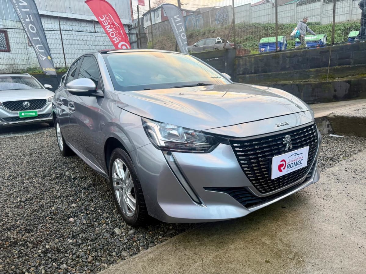 2023 Peugeot 208 - Imagen 1